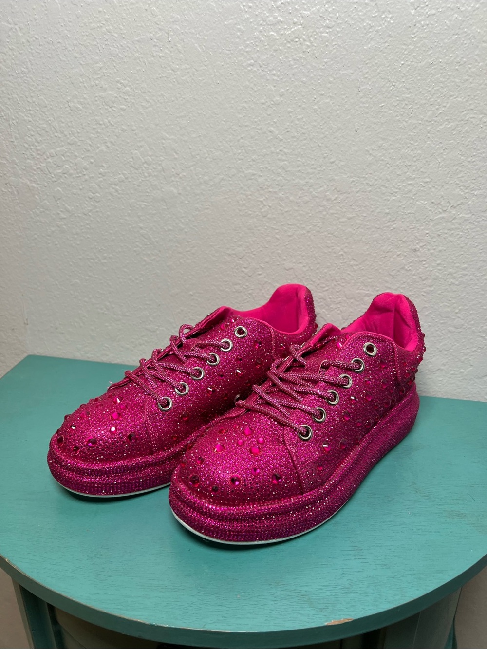 Azalea wang Hot Pink Glitter Embellished Women's Sneakers - Picture 5 of 10